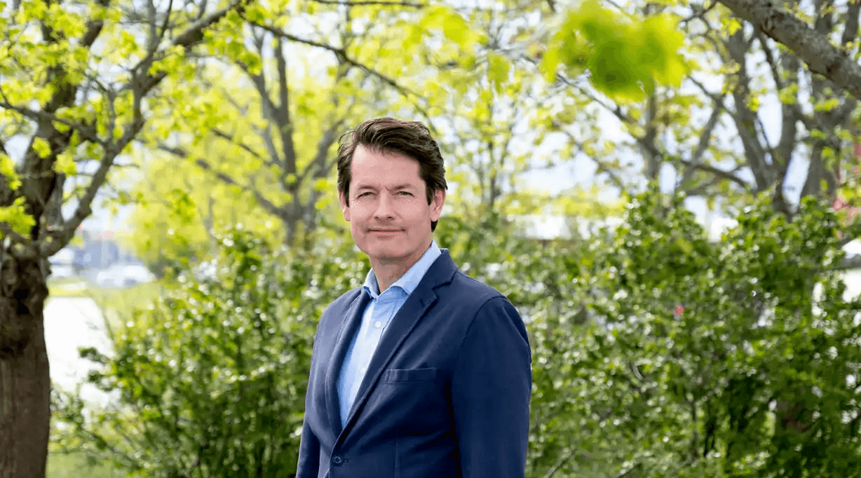 <p>Corline levererar PM som får kursen att rusa</p>