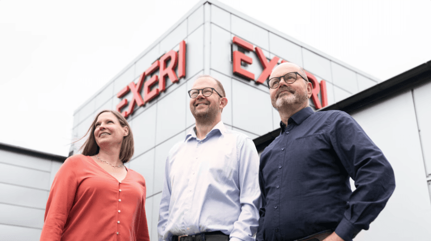 <p>Elisabeth Söderström Johansson, vd Magnus Karlsson och Stefan Burström.</p>