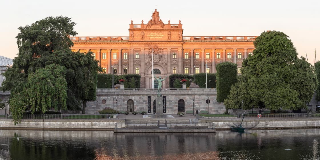 <p>Blankningsattacker blir en Riksdagsfråga</p>