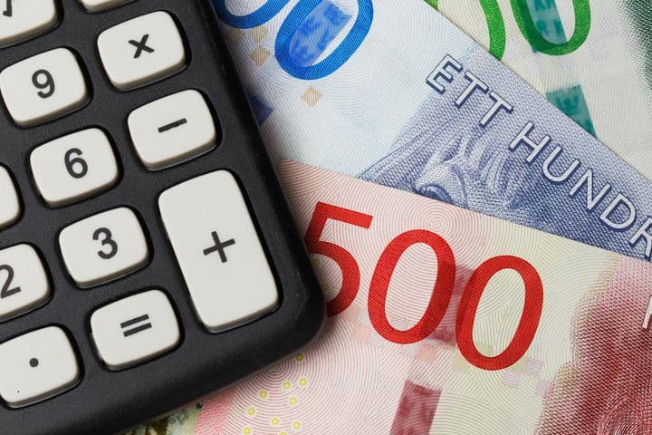 <p>Allt färre lever av bidrag. 2022 var den lägsta siffran sedan mätningarna började 1990.</p>