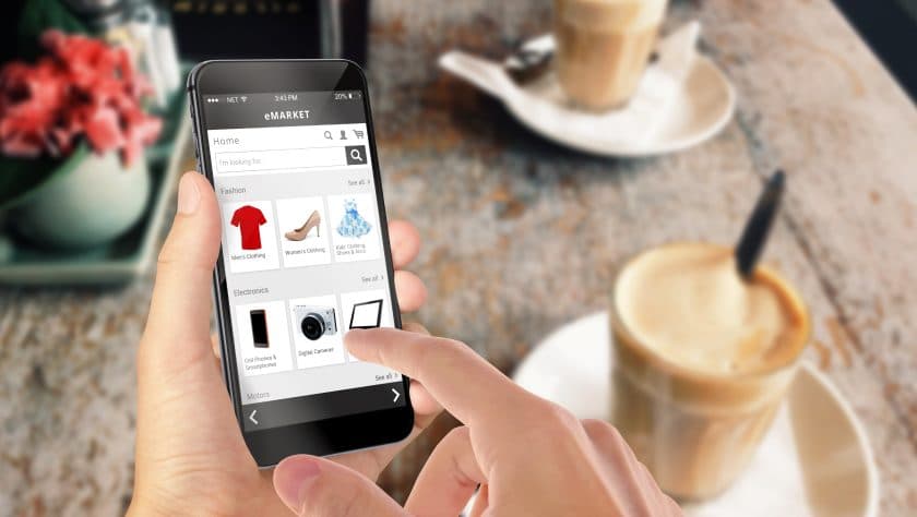 <p>Jakob Johannesson ger sina 5 bästa tips för att handla säkert på nätet.</p>