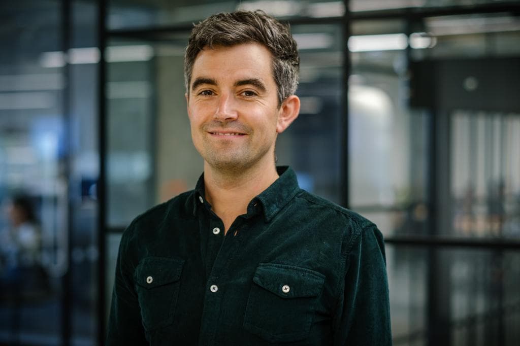 <p>James Gibson, General Manager på Revolut. Foto: Revolut pressfoto</p>