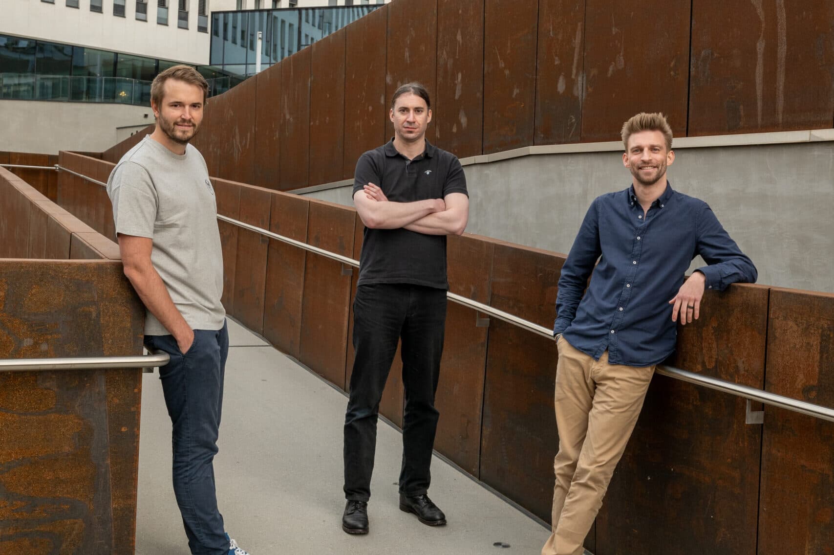 <p>refurbeds grundare Peter Windischhofer, Jürgen Riedl och Kilian Kaminski.<br />
Foto: Pressfoto</p>