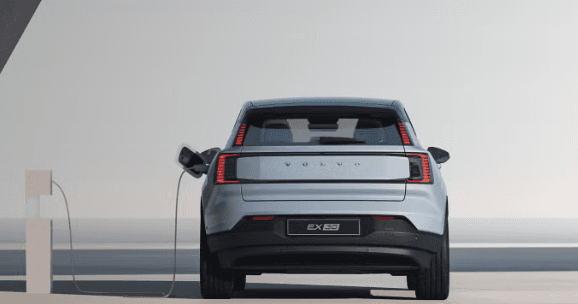 <p>Vattenfall och Volvo Cars i samarbete om fri hemladdning. Foto: Volvo Car </p>