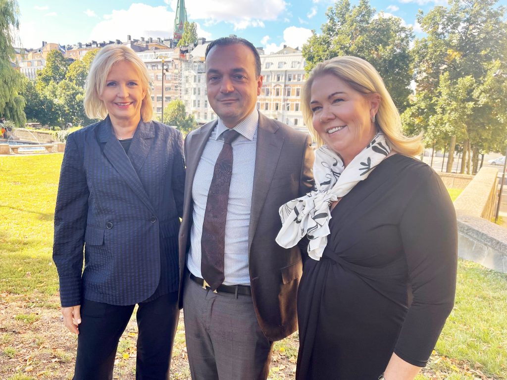 Draknästetprofilen Shervin Razanis koncern förvärvar Hammer & Hanborg