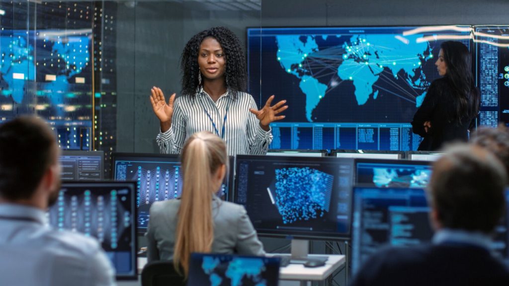 ABB lanserar cybersäkerhetslösning för att förenkla och förbättra skyddet av industriell infrastruktur