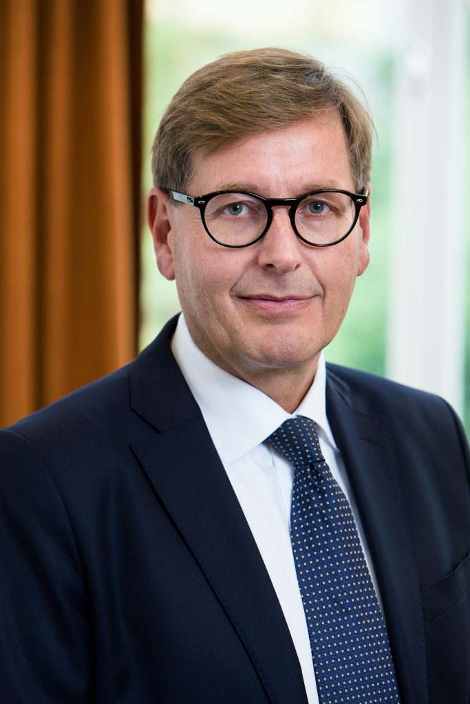 Trots osäkert konjunkturläge, företagsledare planerar ingen uppskjutning av affärer