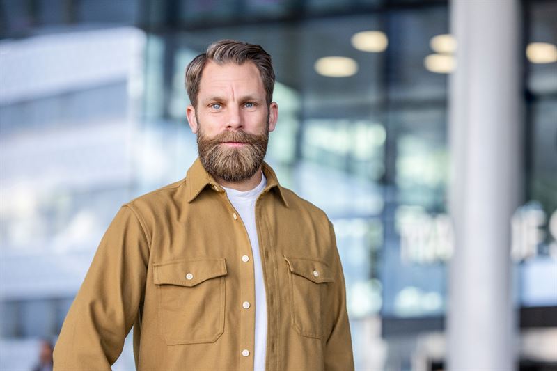 Ny undersökning: Var tredje ung person upplever att de lever över sina tillgångar