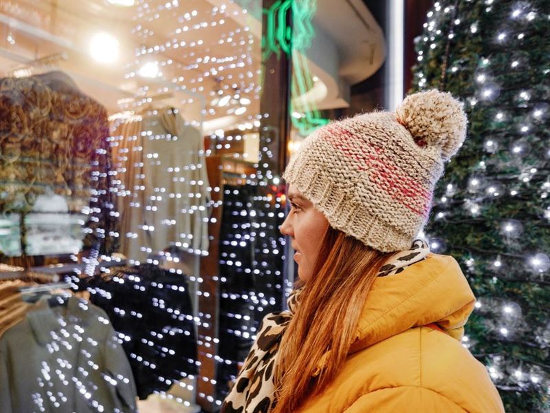 Årets Black Friday väntas bli rekordstor – basprodukter prioriteras