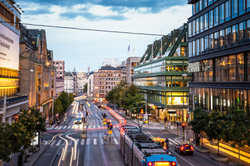 Ljusning anas på den europeiska fastighetsmarknaden, men Stockholm tappar placeringar