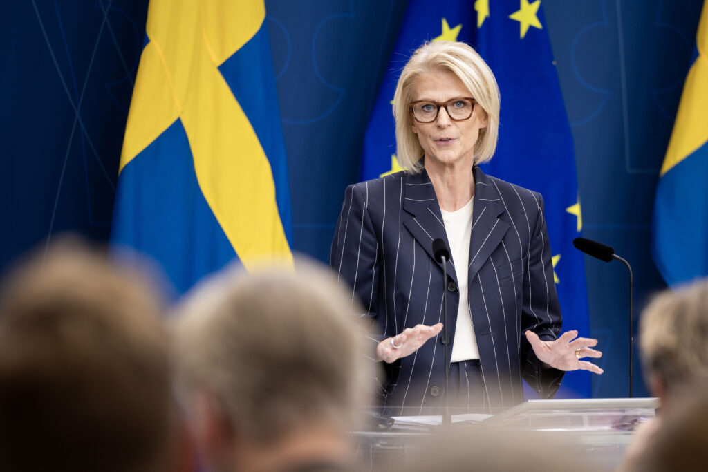 Regeringen remitterar förslag om skattefritt ISK upp till 300 000