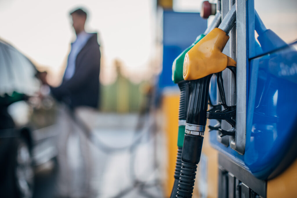 Bränslepriser sänks inför helgen – diesel under 19 kr