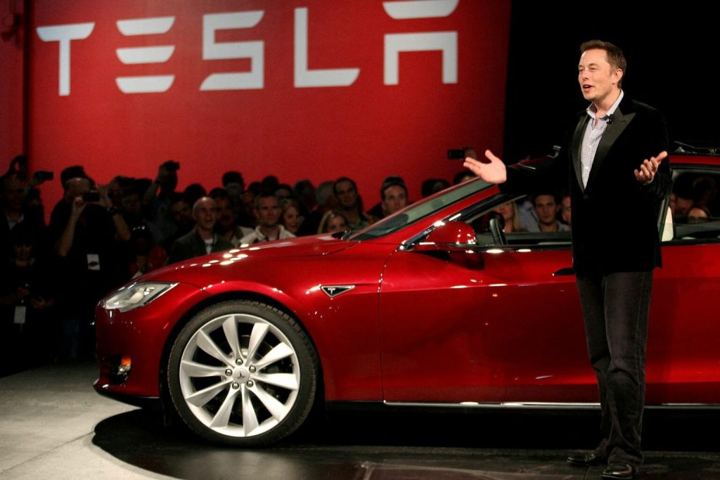 Rally i Tesla efter dunderrapport
