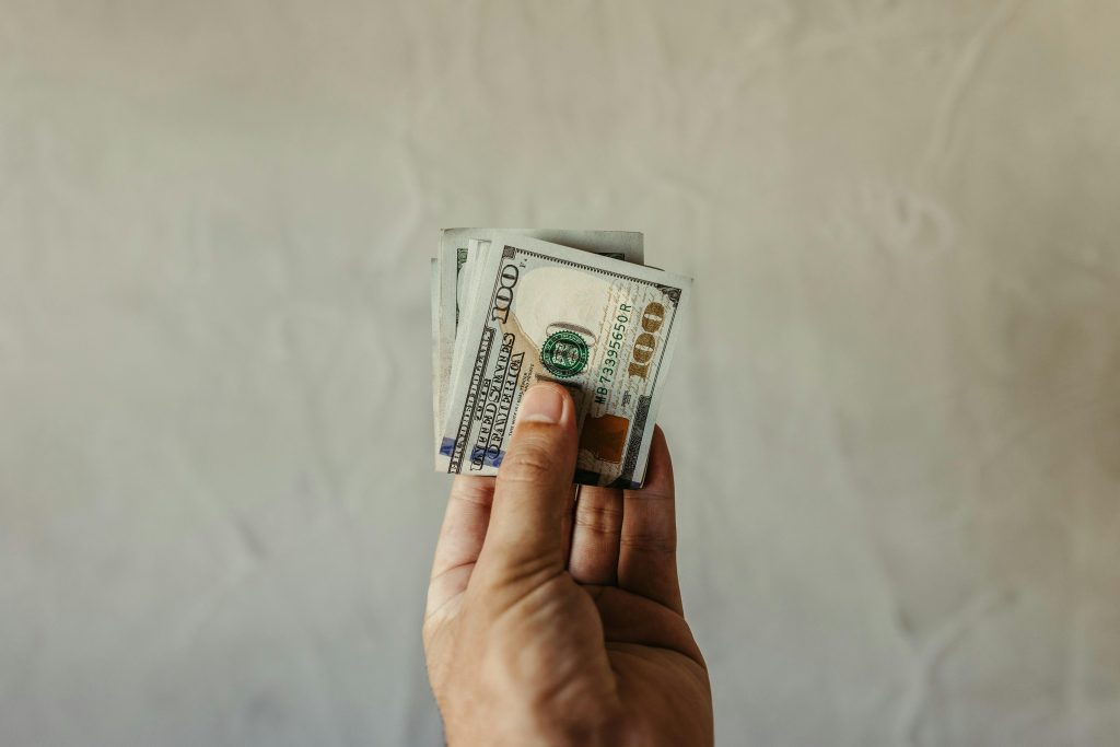 Svenska kronan rasar – årslägsta mot USD nu